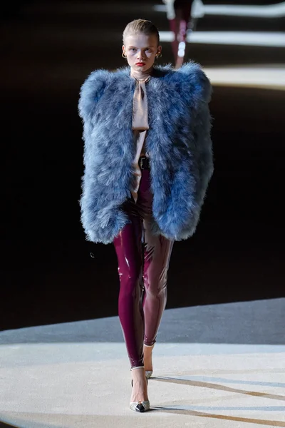 Look 17